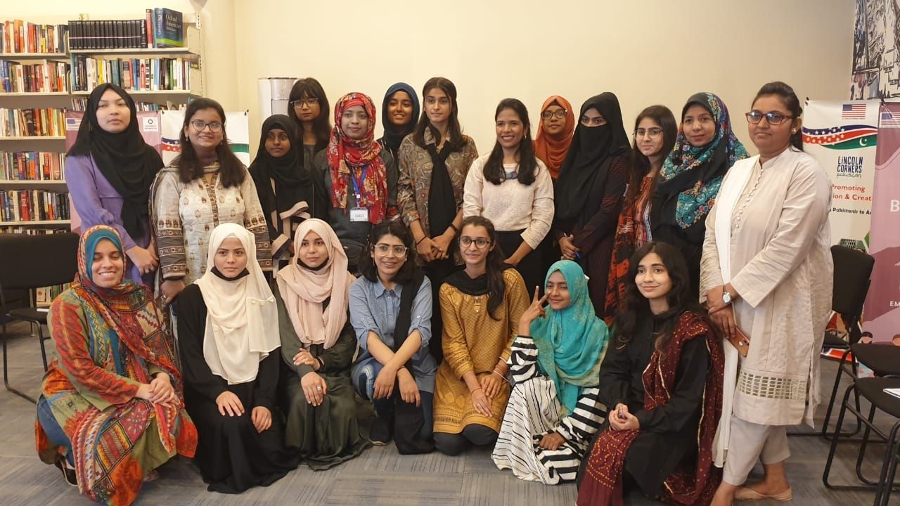 The Art of Promoting Social Action Projects on Social Media - Hina Ilyas